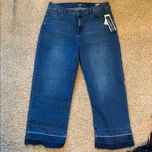 NWT Old Navy crop pants
